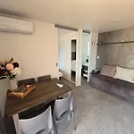 Κάμπινγκ Mobile Lucica *