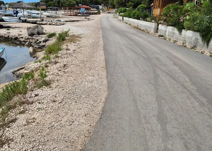 Camping Mobile Lucica *